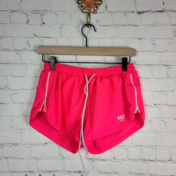 Abercrombie & Fitch Pants - Abercrombie and Fitch active shorts pink size small